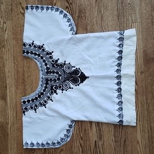 (M) Bohemian Embroidered Flowy Blouse Cottagecore Summer Vacation Travel Coastal